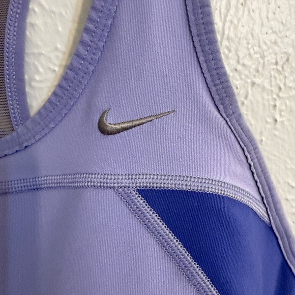 Nike Size M Women's Lavender/Blue Sports Bra - Picture 2 of 15